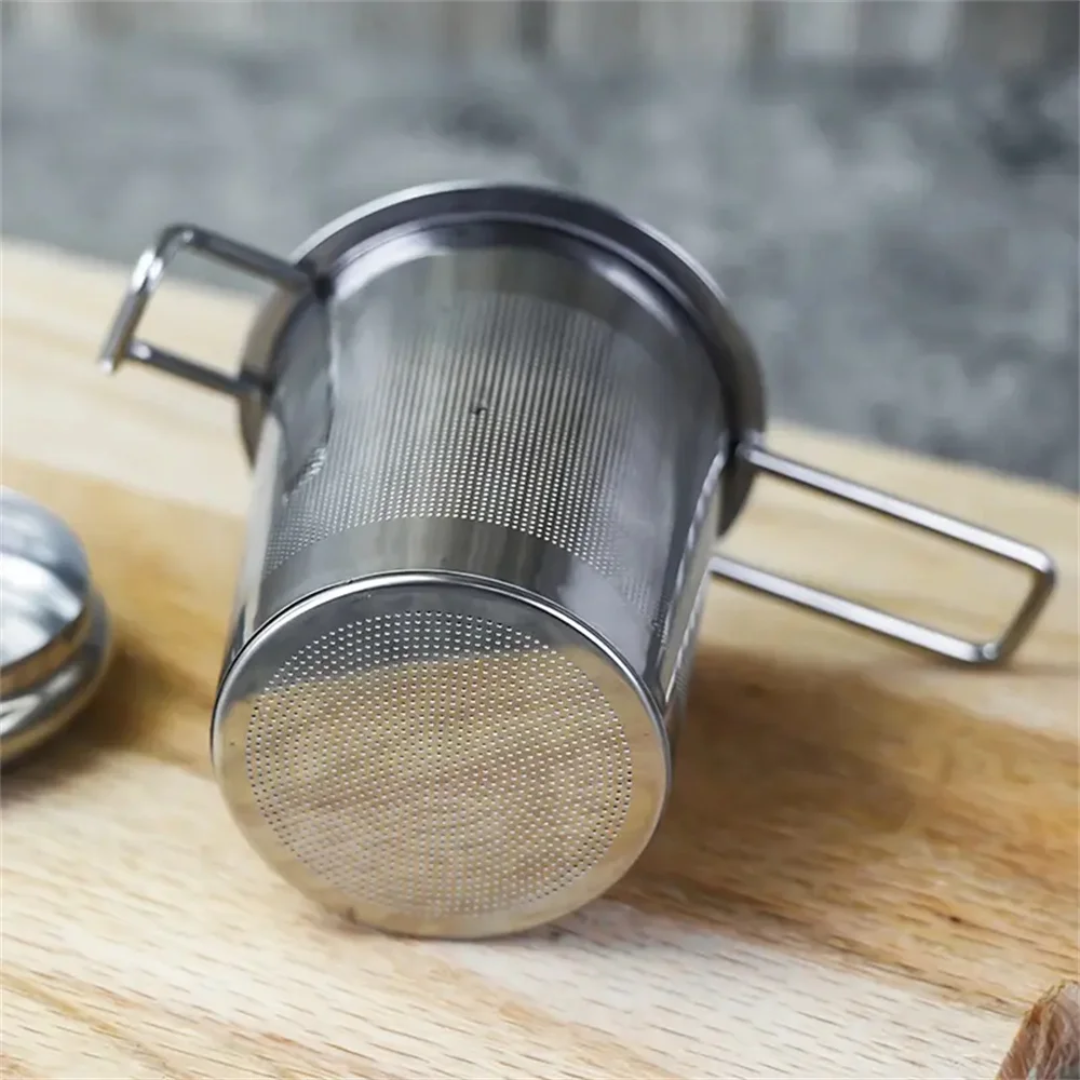 Premium Stainless Steel Tea Filter with Extended Folding Handle | Loose Tea Drainer with Lid | Anti-Scald Multi-Purpose Tea Strainer MegoDeals
