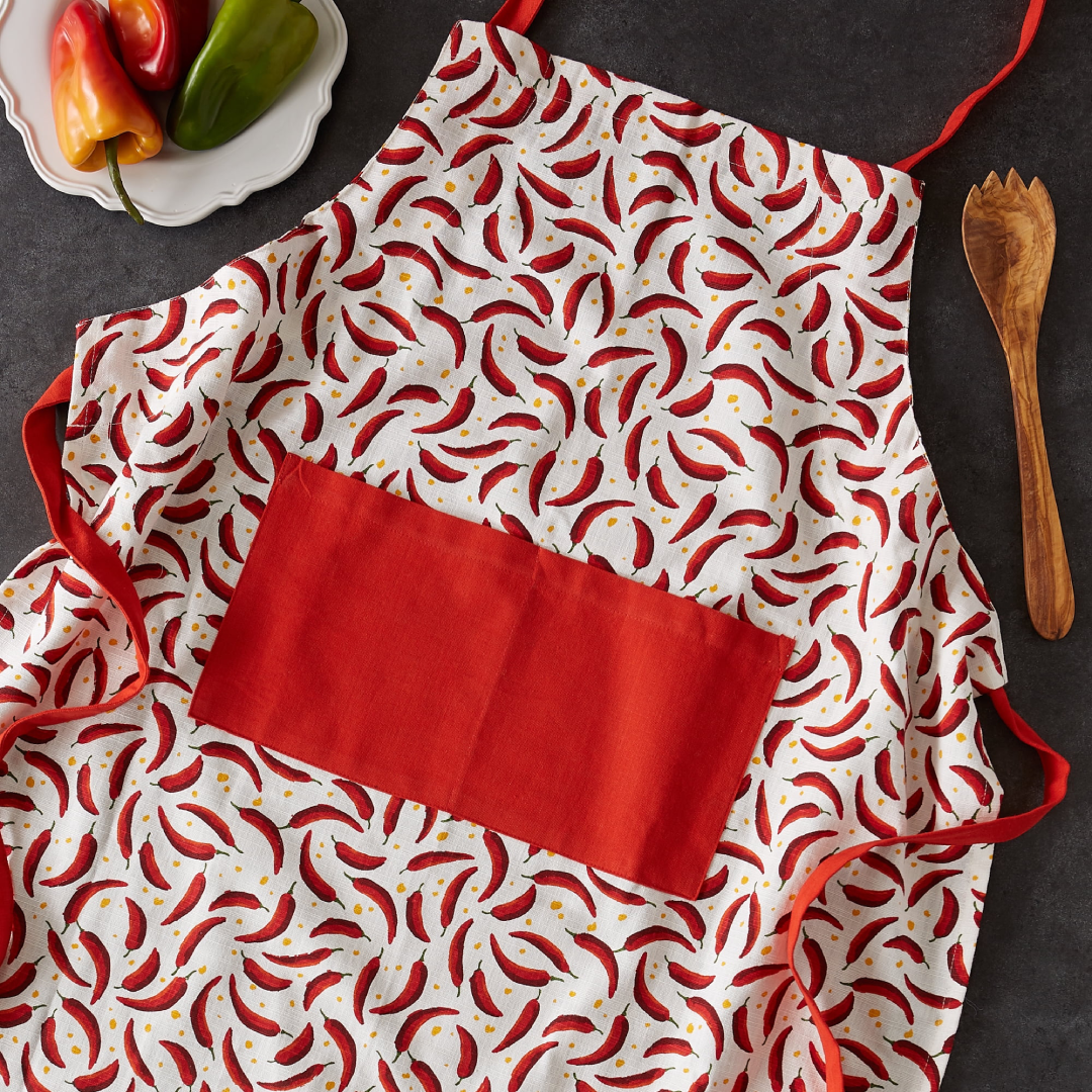 Design Imports Chilis Printed Chef’s Apron – Durable & Fun Kitchen Apron for Cooking and Baking DII