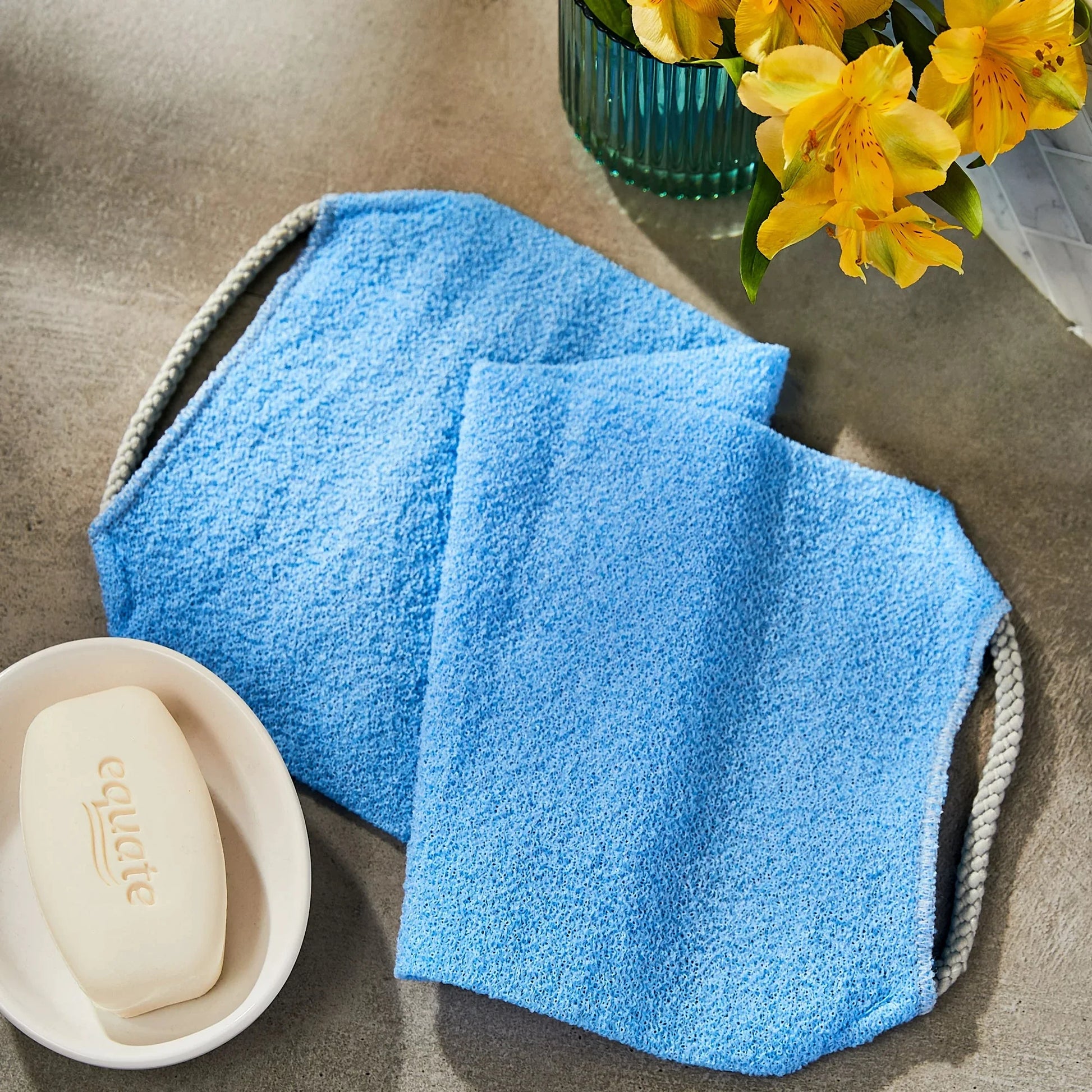 Equate Beauty Stretch Wash Cloth – Exfoliating & Cleansing, Color May Vary Equate